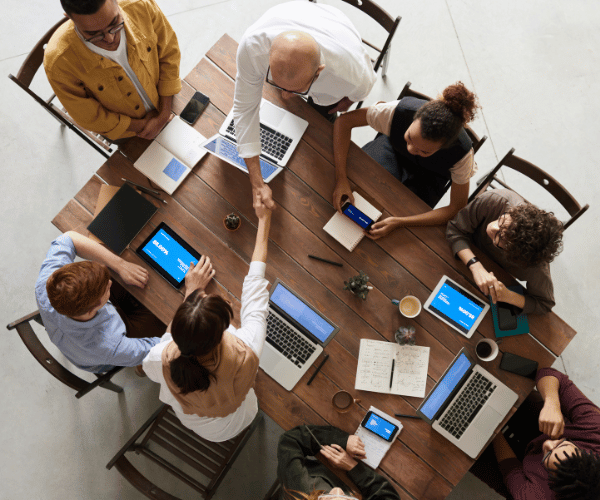 working group_600x500
